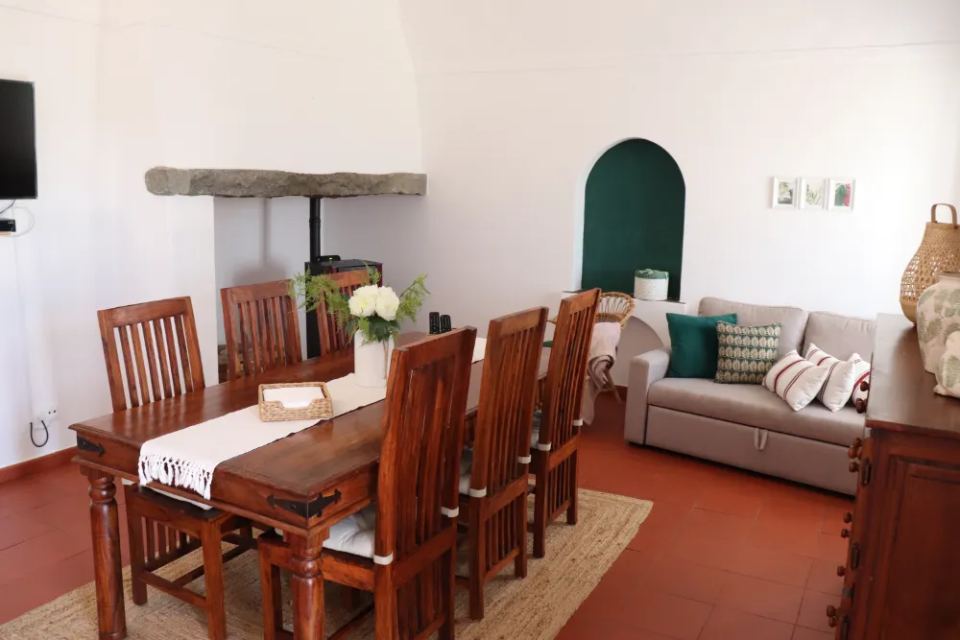 Vineyardsandluxuryestate,For Sale,1010015980 MLS # 1010015980