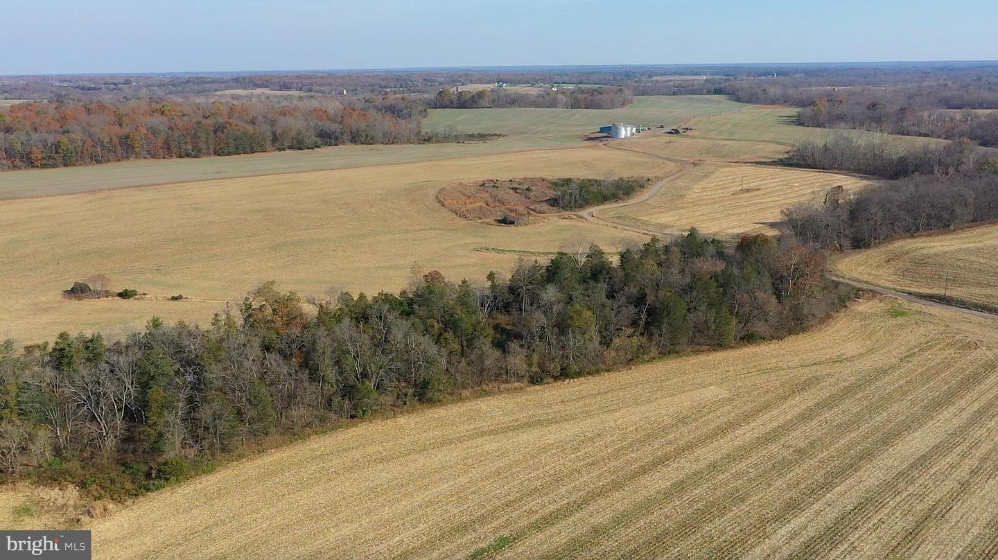 8184 FOX GROVES RD, REMINGTON, Virginia 22734, 2 Bedrooms Bedrooms, ,2 BathroomsBathrooms,Residential,For Sale,8184 FOX GROVES RD,VACU2006660 MLS # VACU2006660