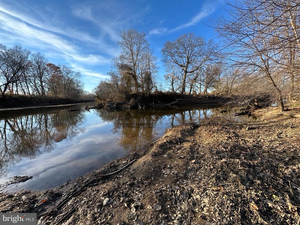 8184 FOX GROVES RD, REMINGTON, Virginia 22734, 2 Bedrooms Bedrooms, ,2 BathroomsBathrooms,Residential,For Sale,8184 FOX GROVES RD,VACU2006660 MLS # VACU2006660