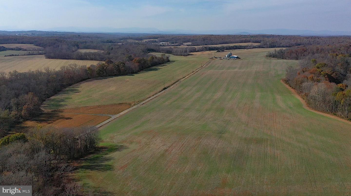 8184 FOX GROVES RD, REMINGTON, Virginia 22734, 2 Bedrooms Bedrooms, ,2 BathroomsBathrooms,Residential,For Sale,8184 FOX GROVES RD,VACU2006660 MLS # VACU2006660