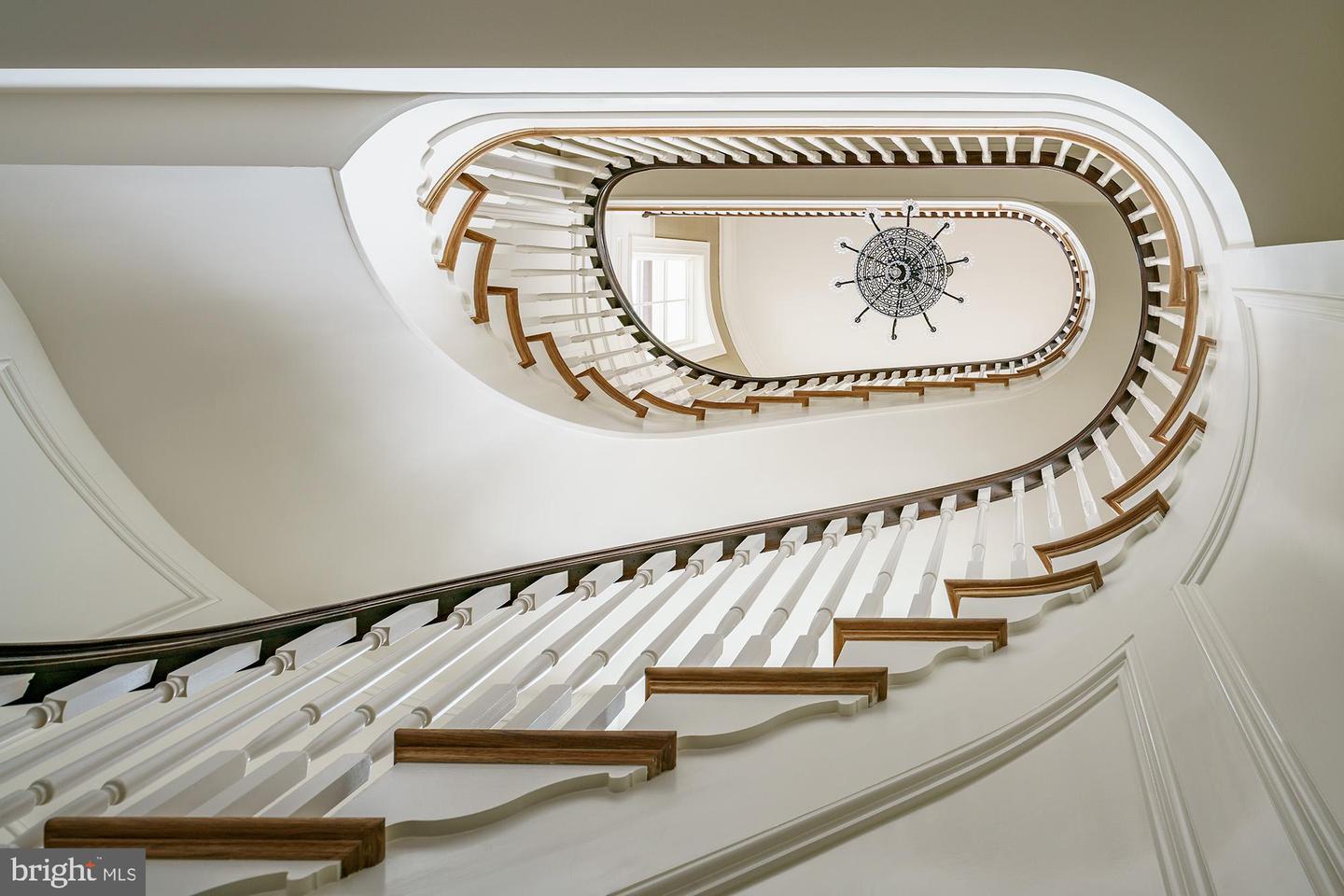 7979 E BOULEVARD DR, ALEXANDRIA, Virginia 22308, 8 Bedrooms Bedrooms, ,9 BathroomsBathrooms,Residential,For Sale,7979 E BOULEVARD DR,VAFX2187472 MLS # VAFX2187472