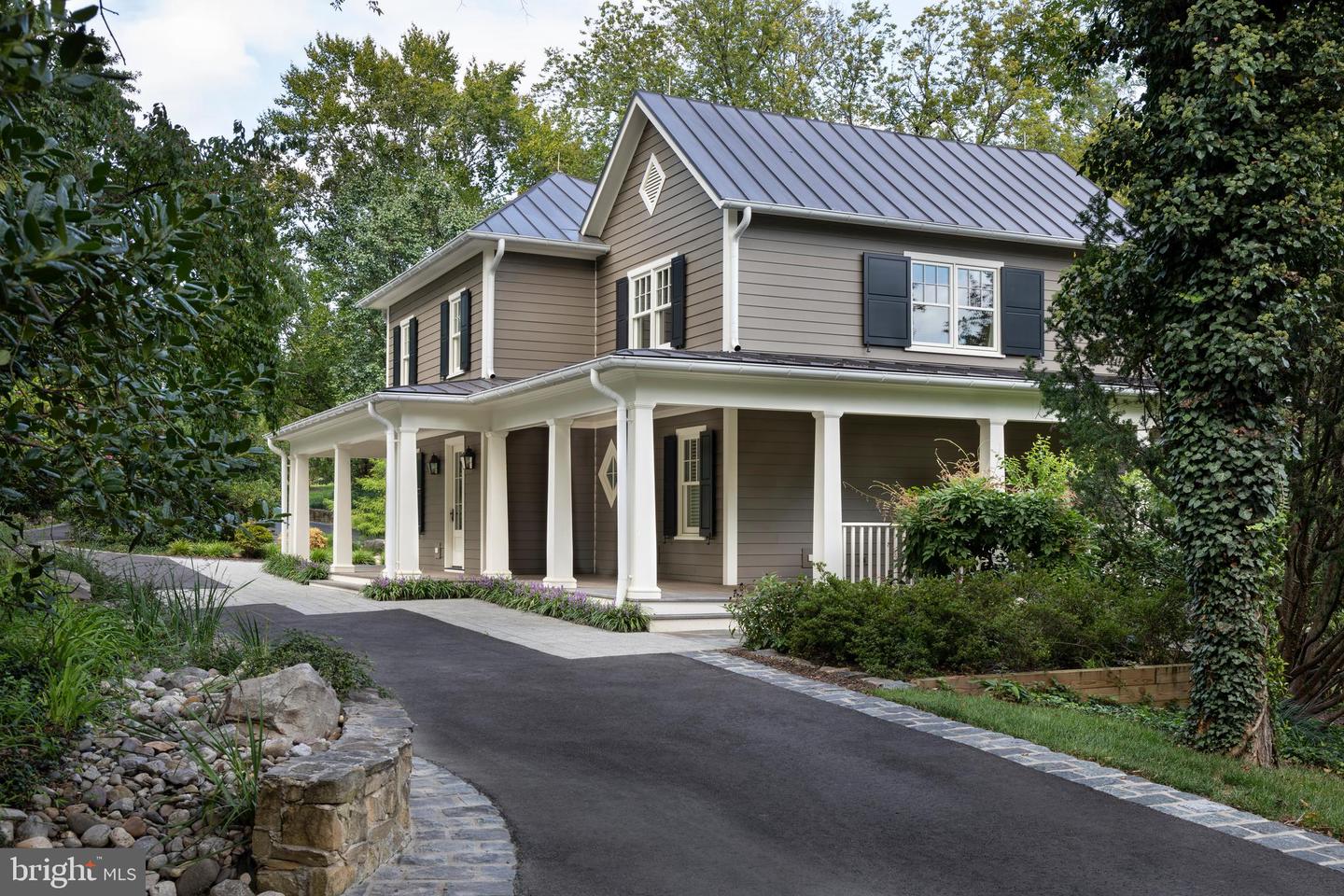 7979 E BOULEVARD DR, ALEXANDRIA, Virginia 22308, 8 Bedrooms Bedrooms, ,9 BathroomsBathrooms,Residential,For Sale,7979 E BOULEVARD DR,VAFX2187472 MLS # VAFX2187472