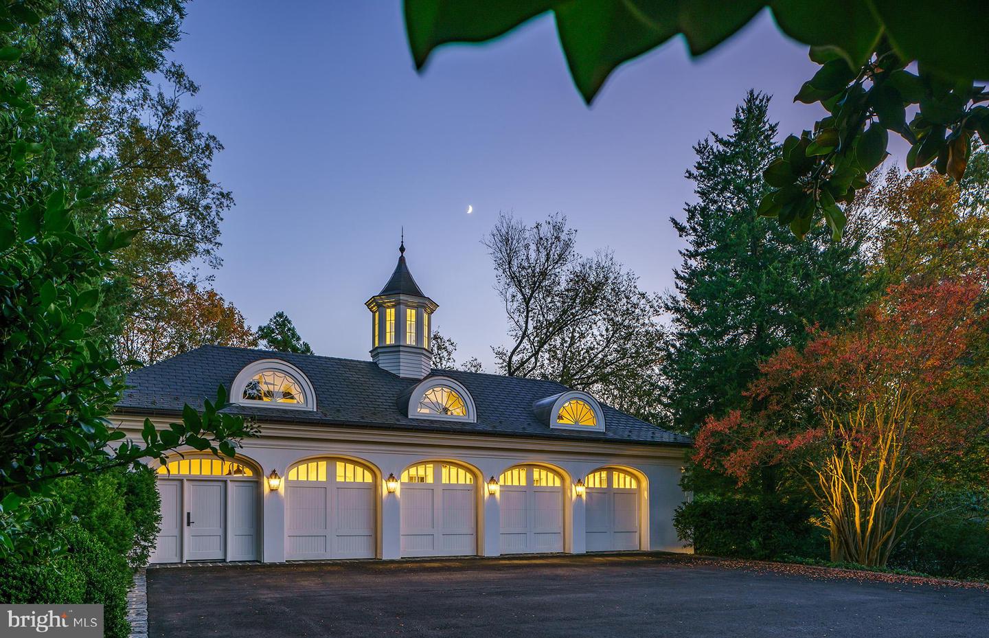 7979 E BOULEVARD DR, ALEXANDRIA, Virginia 22308, 8 Bedrooms Bedrooms, ,9 BathroomsBathrooms,Residential,For Sale,7979 E BOULEVARD DR,VAFX2187472 MLS # VAFX2187472