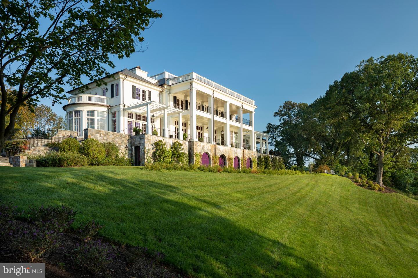 7979 E BOULEVARD DR, ALEXANDRIA, Virginia 22308, 8 Bedrooms Bedrooms, ,9 BathroomsBathrooms,Residential,For Sale,7979 E BOULEVARD DR,VAFX2187472 MLS # VAFX2187472