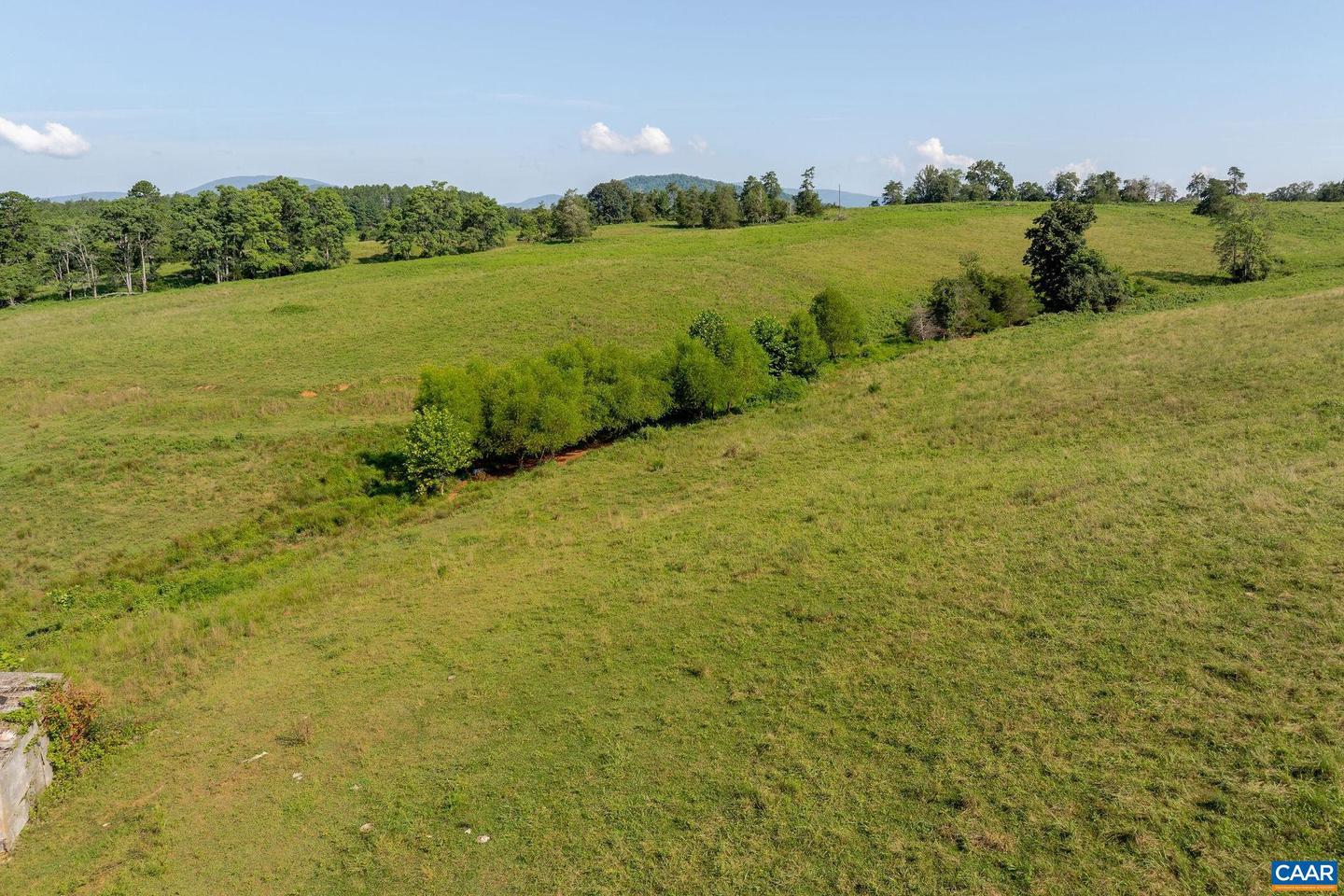 955 SIMMONS GAP RD, DYKE, Virginia 22935, 4 Bedrooms Bedrooms, ,1 BathroomBathrooms,Farm,For Sale,955 SIMMONS GAP RD,658277 MLS # 658277