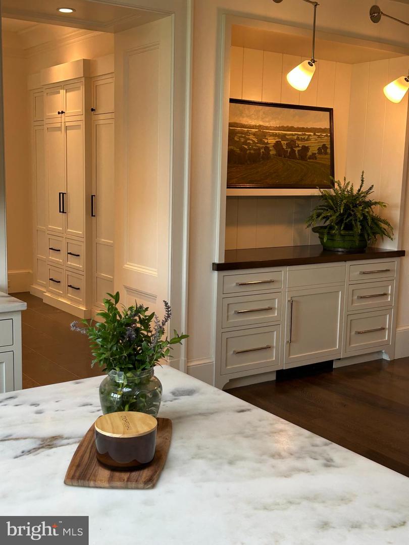 THE PLAINS, Virginia 20198, 7 Bedrooms Bedrooms, 40 Rooms Rooms,9 BathroomsBathrooms,Residential,For Sale,VAFQ2016064 MLS # VAFQ2016064