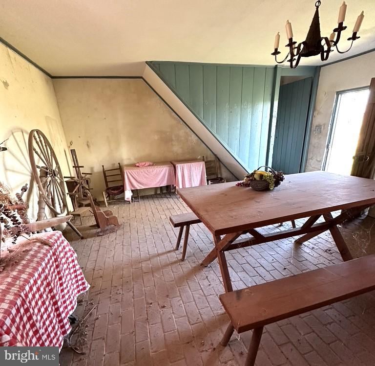 17736 AUBURN RD, BRANDY STATION, Virginia 22714, 5 Bedrooms Bedrooms, ,3 BathroomsBathrooms,Farm,For Sale,17736 AUBURN RD,VACU2010450 MLS # VACU2010450