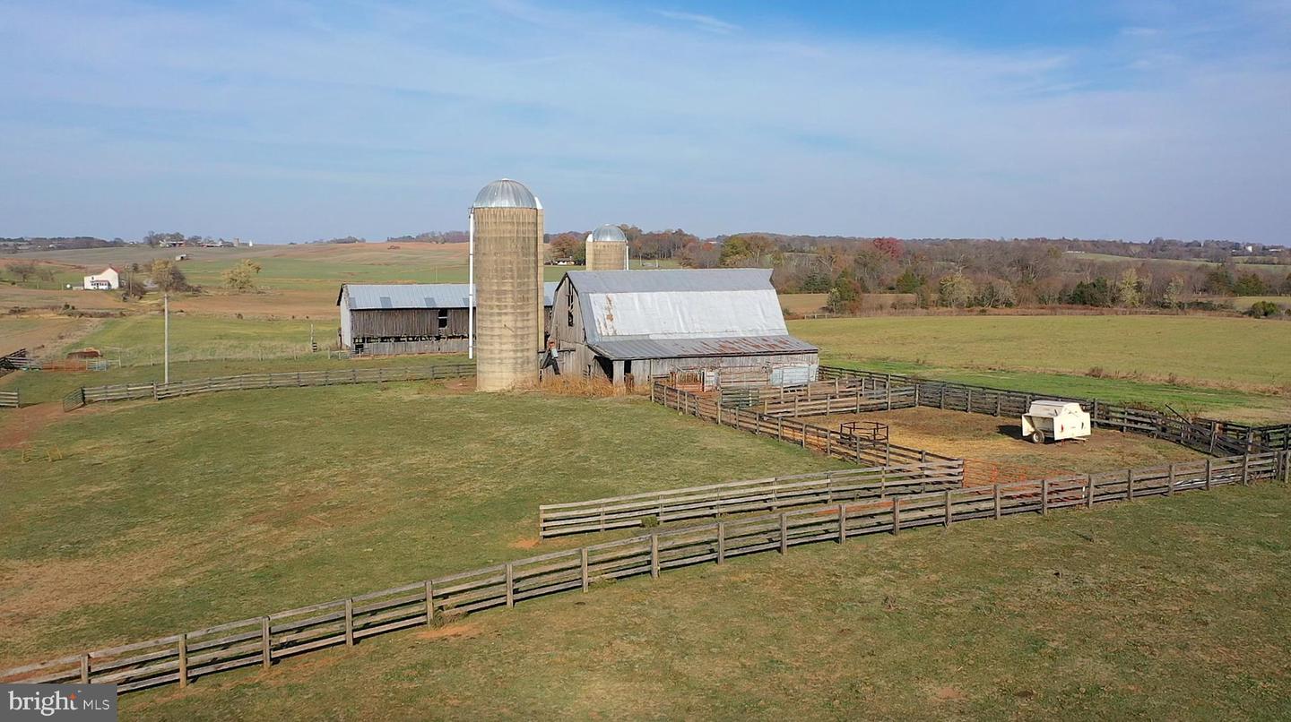 17736 AUBURN RD, BRANDY STATION, Virginia 22714, 5 Bedrooms Bedrooms, ,3 BathroomsBathrooms,Farm,For Sale,17736 AUBURN RD,VACU2010450 MLS # VACU2010450