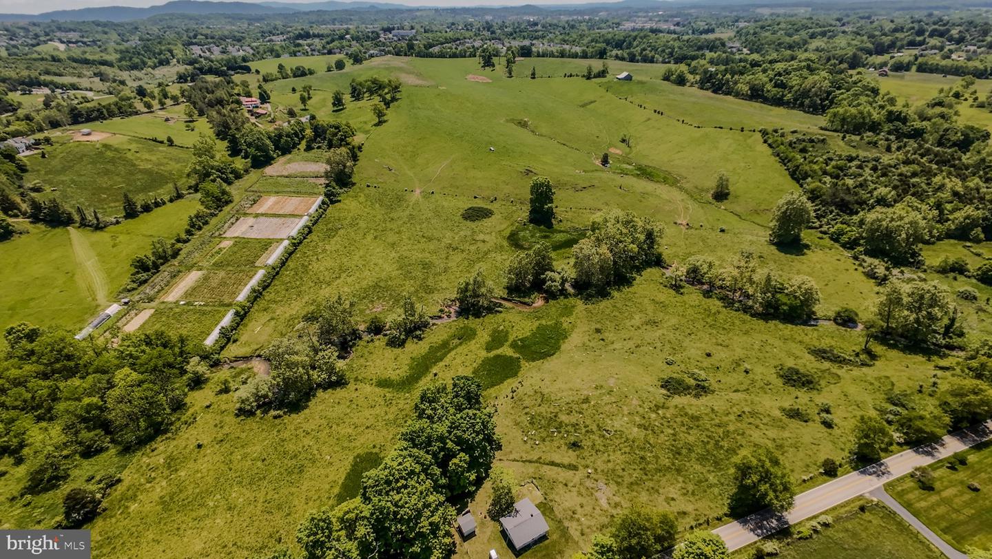 1801 TOMS CREEK RD, BLACKSBURG, Virginia 24060, ,Farm,For Sale,1801 TOMS CREEK RD,VAMV2000046 MLS # VAMV2000046