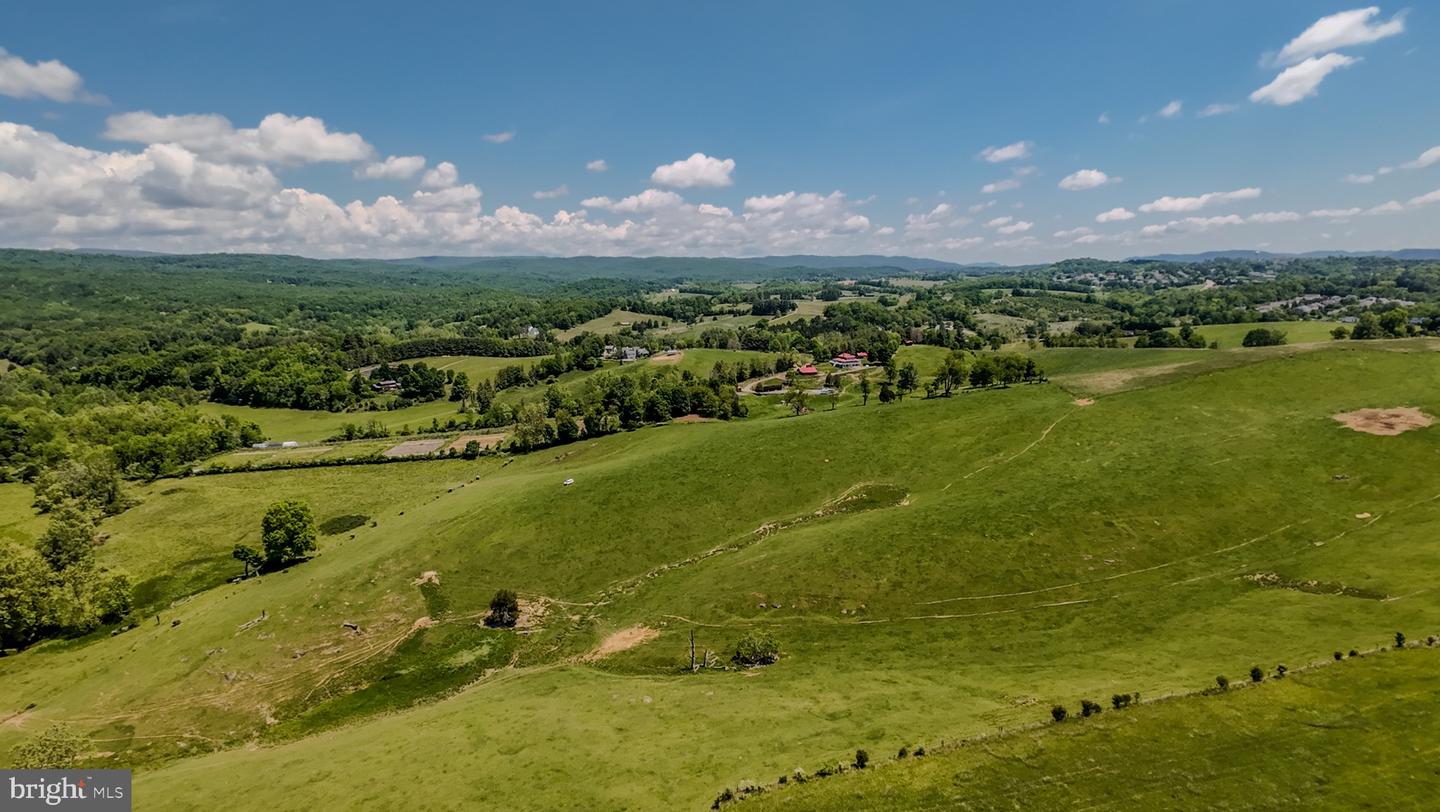 1801 TOMS CREEK RD, BLACKSBURG, Virginia 24060, ,Farm,For Sale,1801 TOMS CREEK RD,VAMV2000046 MLS # VAMV2000046