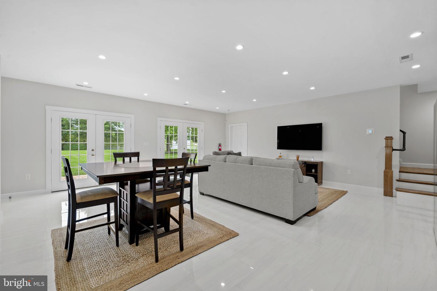 6887 BLENHEIM ROAD, SCOTTSVILLE, Virginia 24590, ,Farm,For Sale,6887 BLENHEIM ROAD,VAAB2001062 MLS # VAAB2001062