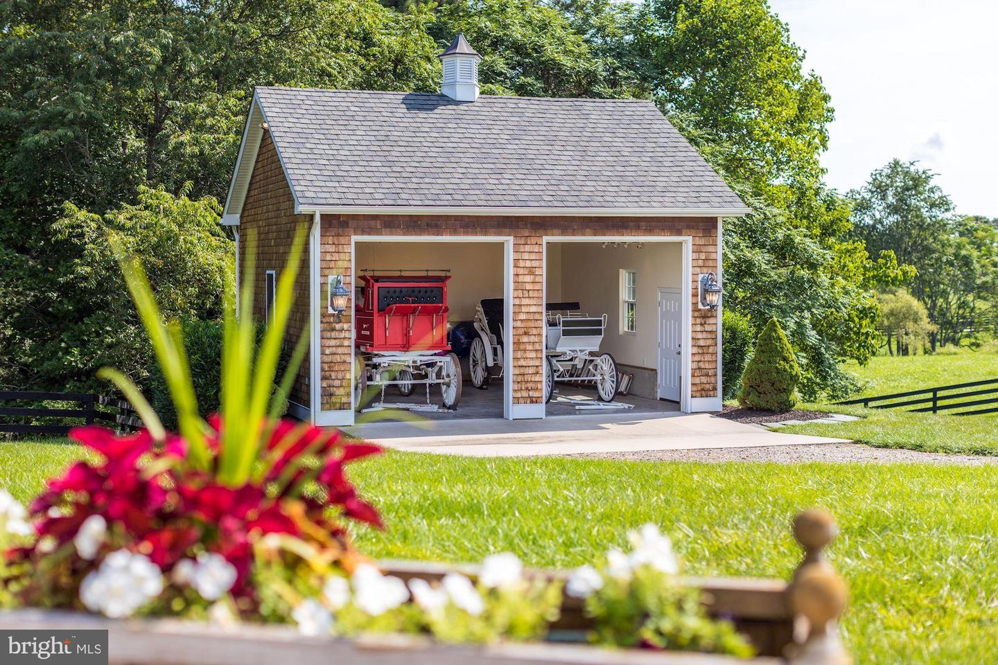 6887 BLENHEIM ROAD, SCOTTSVILLE, Virginia 24590, ,Farm,For Sale,6887 BLENHEIM ROAD,VAAB2001062 MLS # VAAB2001062