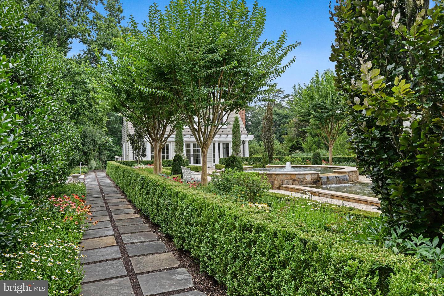 11100 KINGS CAVALIER CT, OAKTON, Virginia 22124, 6 Bedrooms Bedrooms, ,9 BathroomsBathrooms,Residential,For Sale,11100 KINGS CAVALIER CT,VAFX2254638 MLS # VAFX2254638