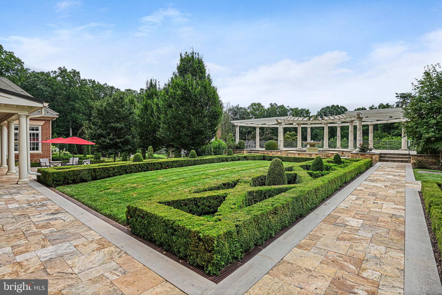 11100 KINGS CAVALIER CT, OAKTON, Virginia 22124, 6 Bedrooms Bedrooms, ,9 BathroomsBathrooms,Residential,For Sale,11100 KINGS CAVALIER CT,VAFX2254638 MLS # VAFX2254638