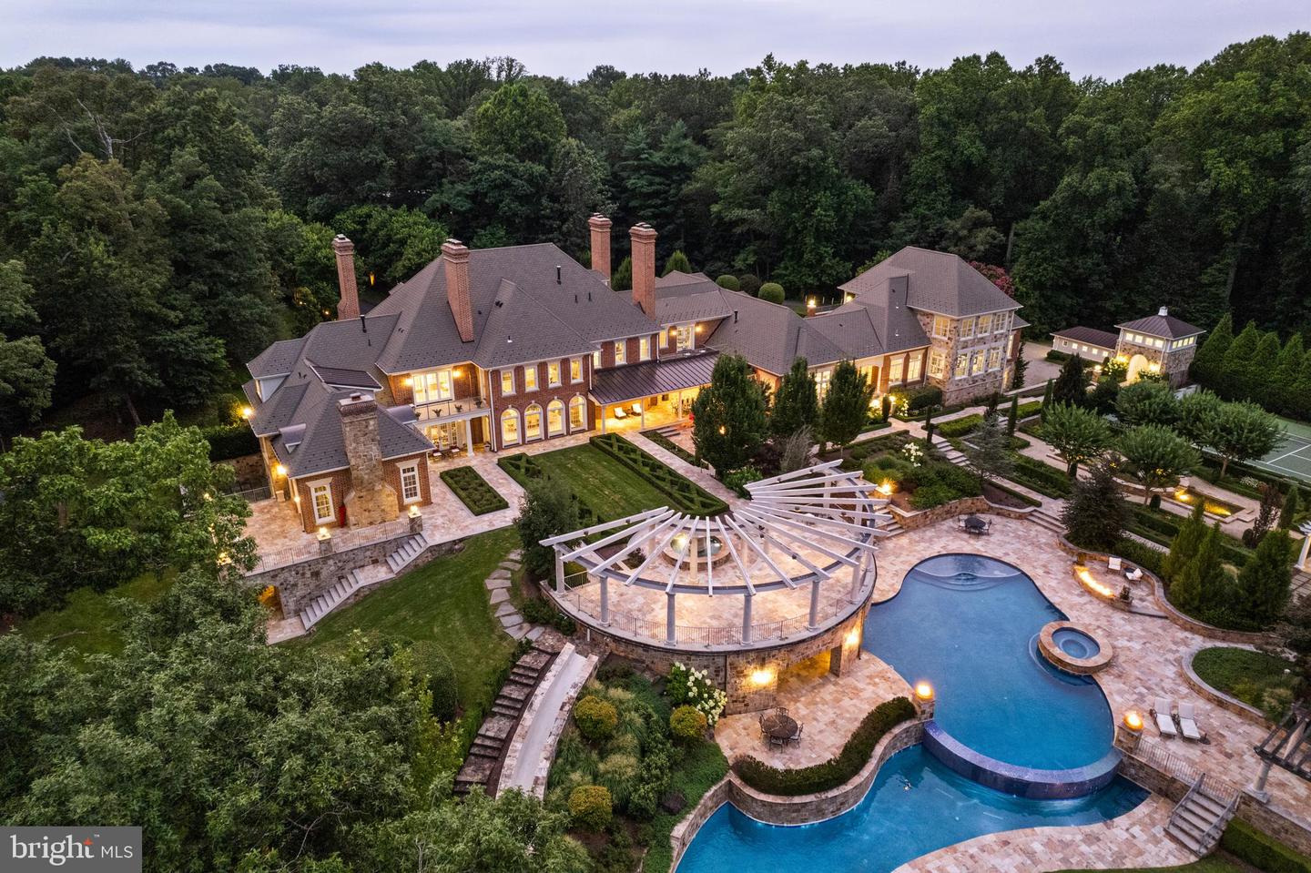 11100 KINGS CAVALIER CT, OAKTON, Virginia 22124, 6 Bedrooms Bedrooms, ,9 BathroomsBathrooms,Residential,For Sale,11100 KINGS CAVALIER CT,VAFX2254638 MLS # VAFX2254638