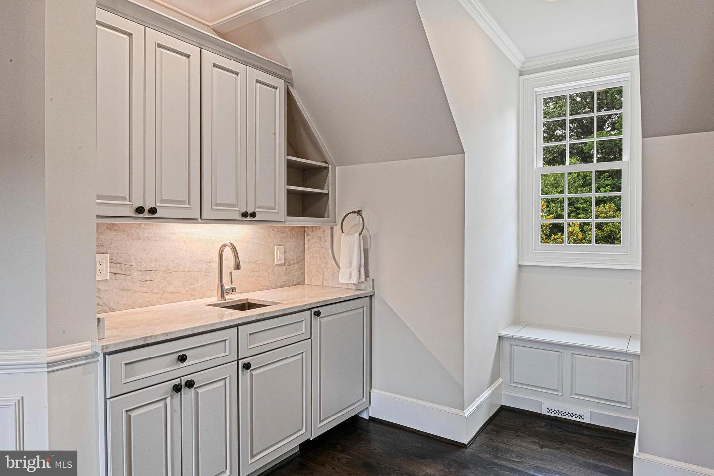 11100 KINGS CAVALIER CT, OAKTON, Virginia 22124, 6 Bedrooms Bedrooms, ,9 BathroomsBathrooms,Residential,For Sale,11100 KINGS CAVALIER CT,VAFX2254638 MLS # VAFX2254638