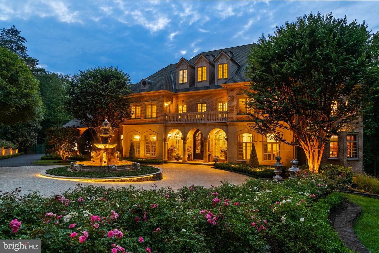 9112/9120 MINE RUN DR, GREAT FALLS, Virginia 22066, 6 Bedrooms Bedrooms, ,7 BathroomsBathrooms,Residential,For Sale,9112/9120 MINE RUN DR,VAFX2260256 MLS # VAFX2260256