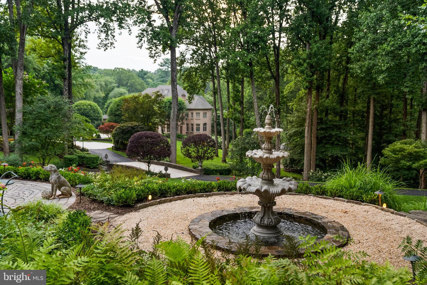 9112/9120 MINE RUN DR, GREAT FALLS, Virginia 22066, 6 Bedrooms Bedrooms, ,7 BathroomsBathrooms,Residential,For Sale,9112/9120 MINE RUN DR,VAFX2260256 MLS # VAFX2260256