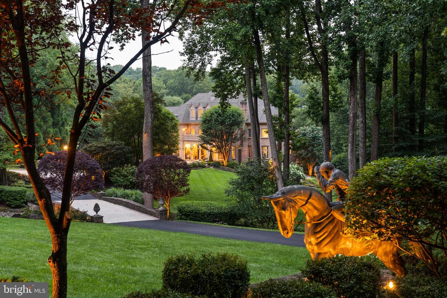 9112/9120 MINE RUN DR, GREAT FALLS, Virginia 22066, 6 Bedrooms Bedrooms, ,7 BathroomsBathrooms,Residential,For Sale,9112/9120 MINE RUN DR,VAFX2260256 MLS # VAFX2260256