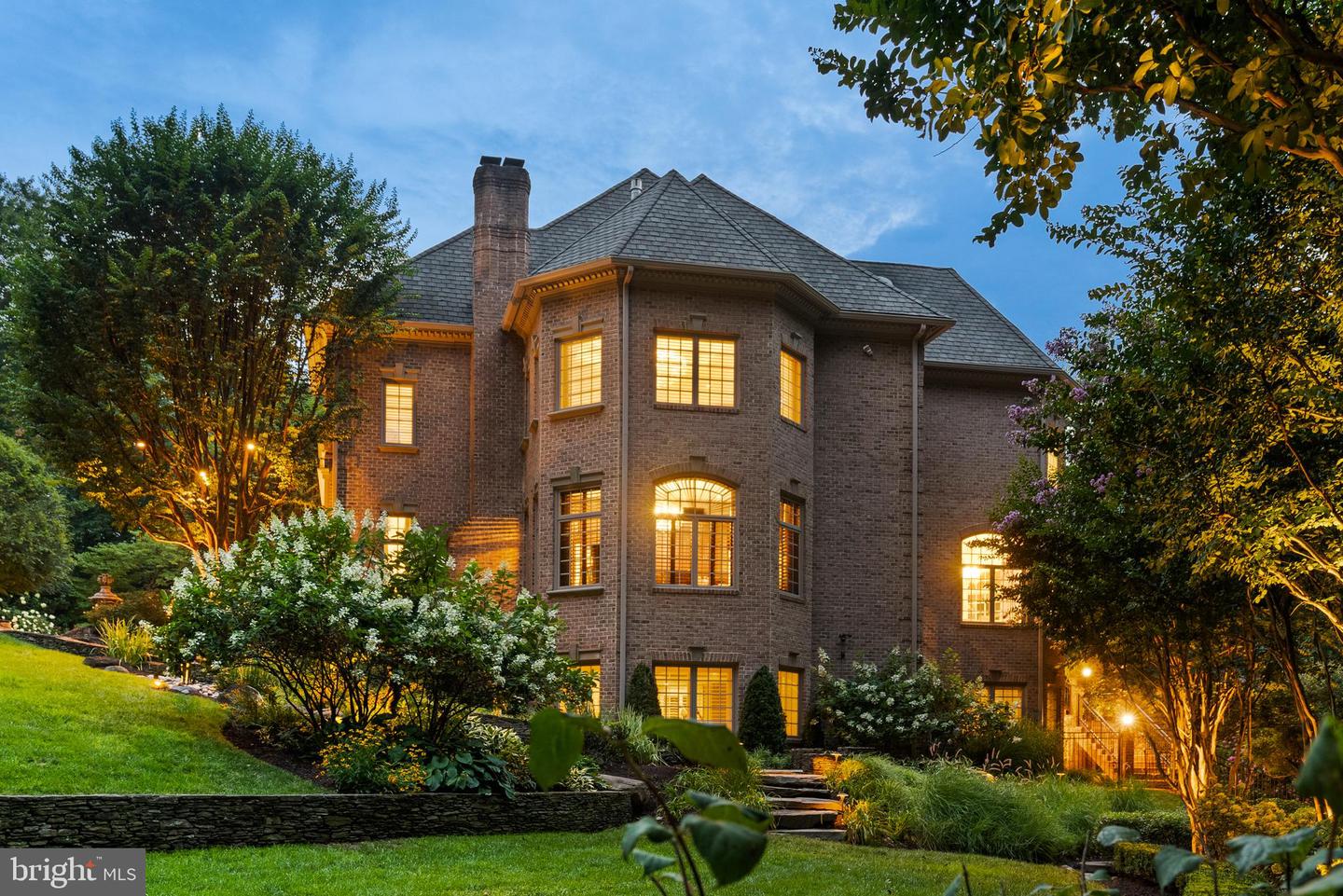 9112/9120 MINE RUN DR, GREAT FALLS, Virginia 22066, 6 Bedrooms Bedrooms, ,7 BathroomsBathrooms,Residential,For Sale,9112/9120 MINE RUN DR,VAFX2260256 MLS # VAFX2260256