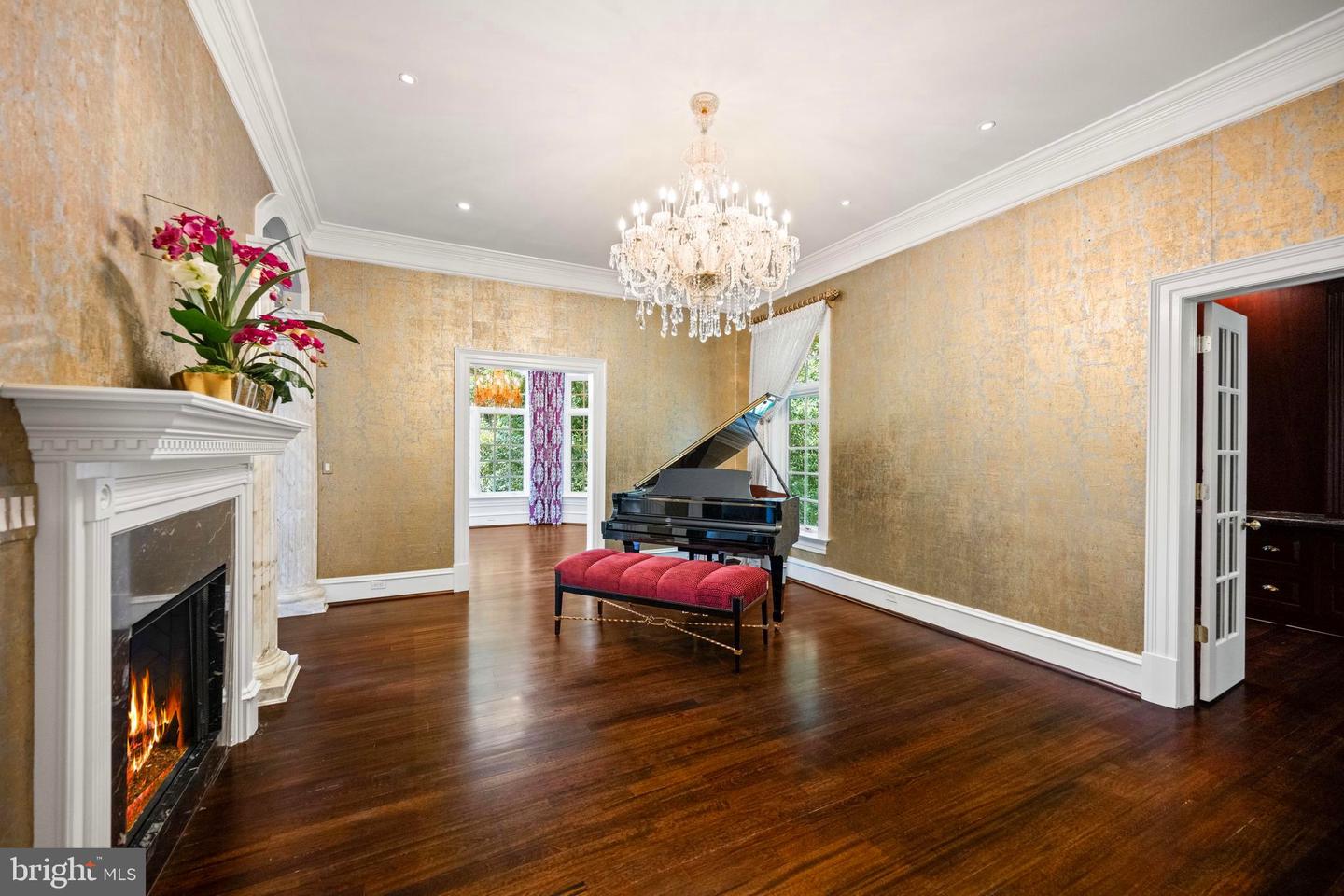 9112/9120 MINE RUN DR, GREAT FALLS, Virginia 22066, 6 Bedrooms Bedrooms, ,7 BathroomsBathrooms,Residential,For Sale,9112/9120 MINE RUN DR,VAFX2260256 MLS # VAFX2260256