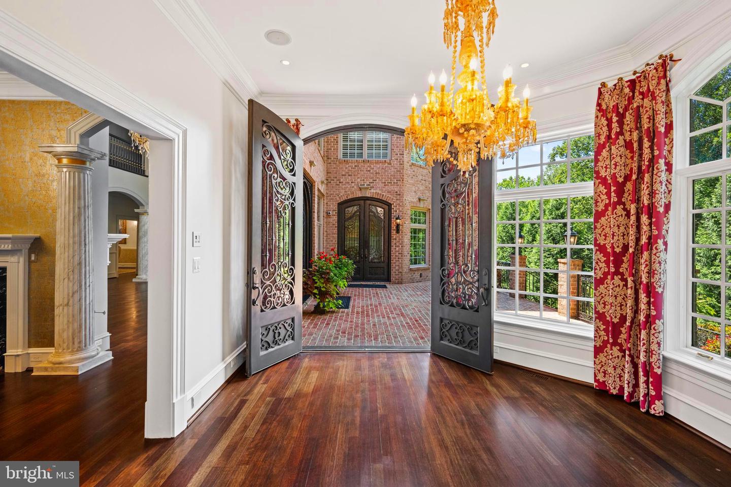 9112/9120 MINE RUN DR, GREAT FALLS, Virginia 22066, 6 Bedrooms Bedrooms, ,7 BathroomsBathrooms,Residential,For Sale,9112/9120 MINE RUN DR,VAFX2260256 MLS # VAFX2260256