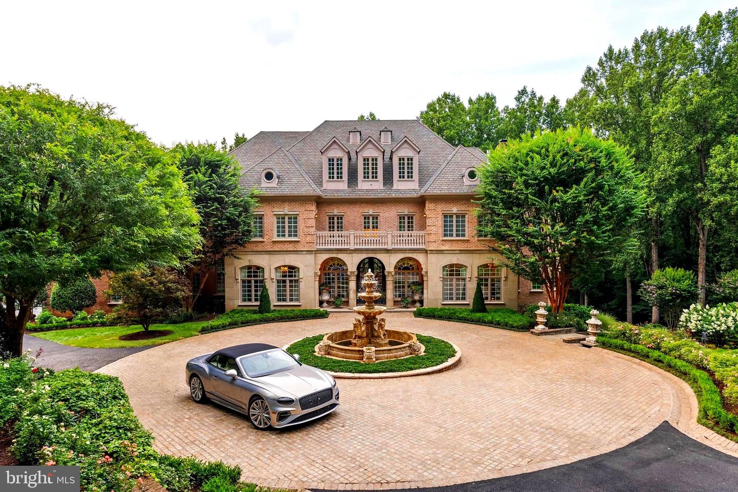 9112/9120 MINE RUN DR, GREAT FALLS, Virginia 22066, 6 Bedrooms Bedrooms, ,7 BathroomsBathrooms,Residential,For Sale,9112/9120 MINE RUN DR,VAFX2260256 MLS # VAFX2260256