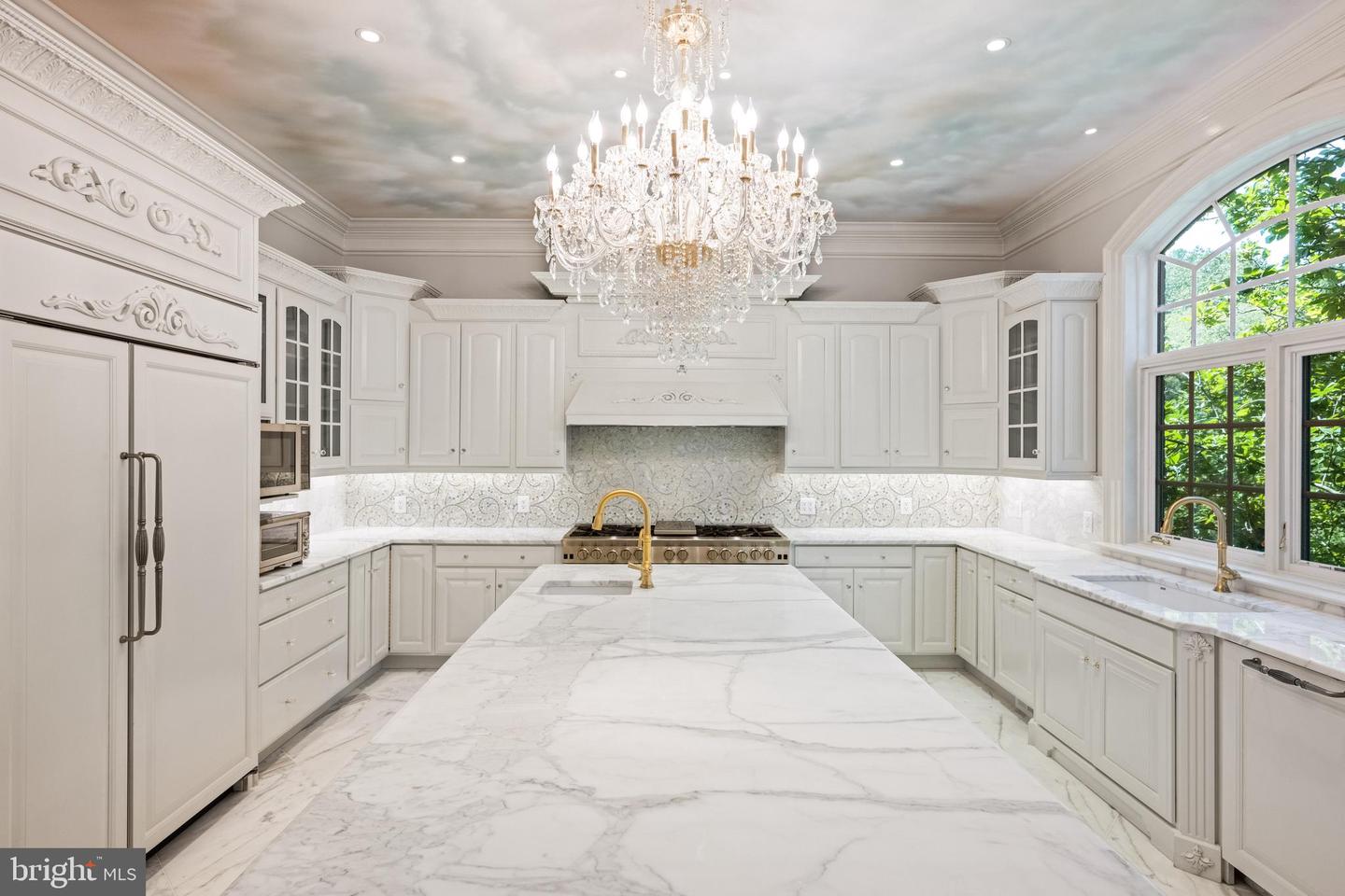 9112/9120 MINE RUN DR, GREAT FALLS, Virginia 22066, 6 Bedrooms Bedrooms, ,7 BathroomsBathrooms,Residential,For Sale,9112/9120 MINE RUN DR,VAFX2260256 MLS # VAFX2260256