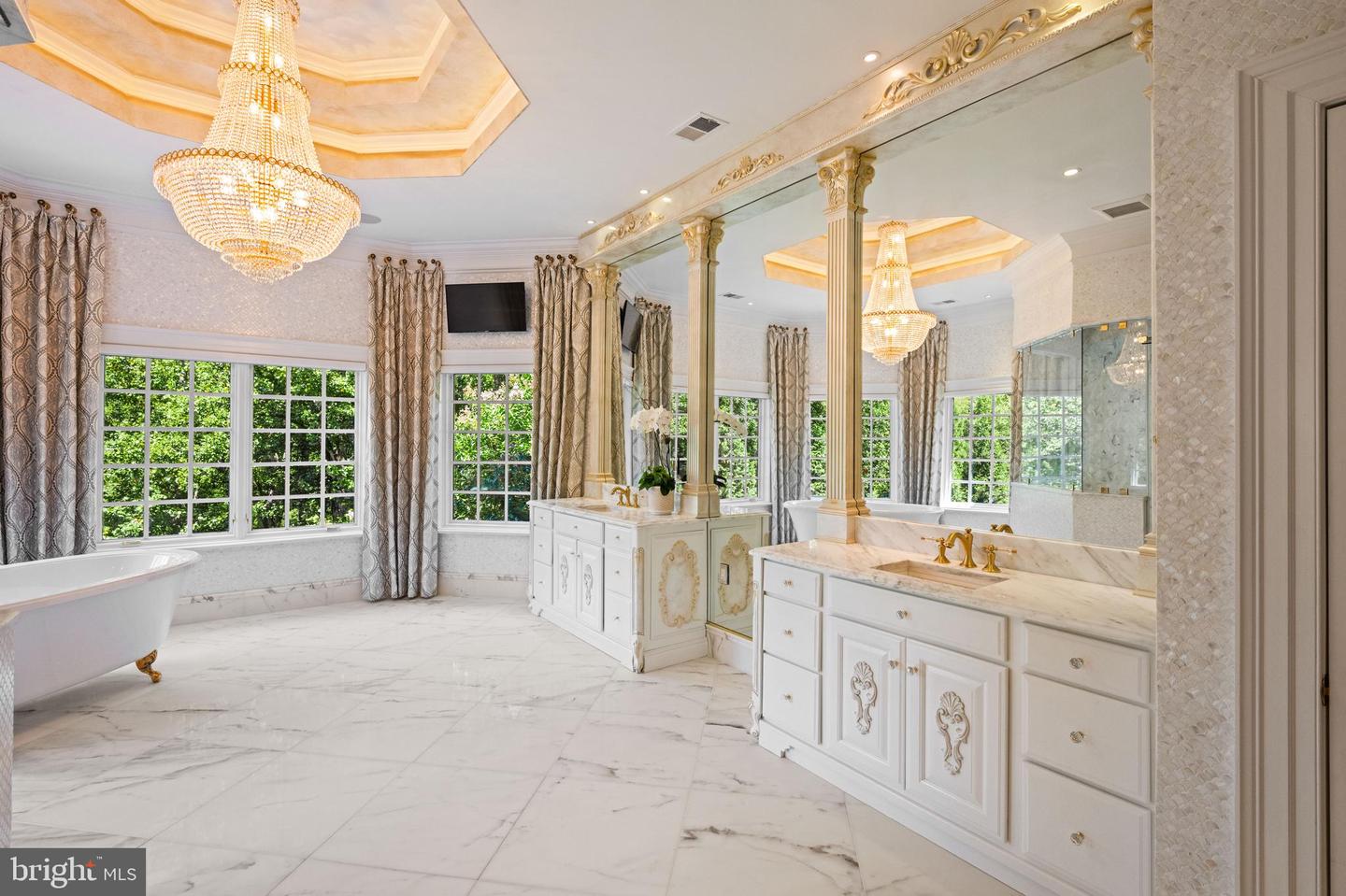 9112/9120 MINE RUN DR, GREAT FALLS, Virginia 22066, 6 Bedrooms Bedrooms, ,7 BathroomsBathrooms,Residential,For Sale,9112/9120 MINE RUN DR,VAFX2260256 MLS # VAFX2260256