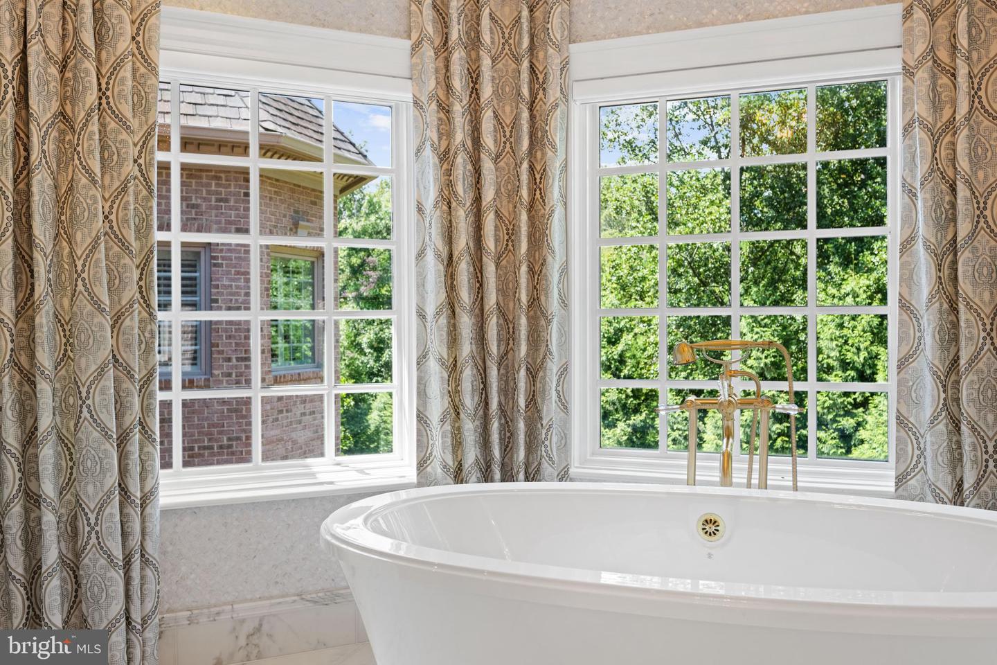 9112/9120 MINE RUN DR, GREAT FALLS, Virginia 22066, 6 Bedrooms Bedrooms, ,7 BathroomsBathrooms,Residential,For Sale,9112/9120 MINE RUN DR,VAFX2260256 MLS # VAFX2260256