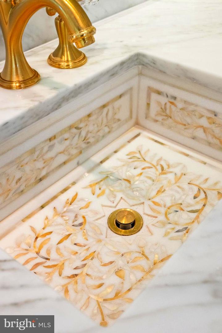 9112/9120 MINE RUN DR, GREAT FALLS, Virginia 22066, 6 Bedrooms Bedrooms, ,7 BathroomsBathrooms,Residential,For Sale,9112/9120 MINE RUN DR,VAFX2260256 MLS # VAFX2260256