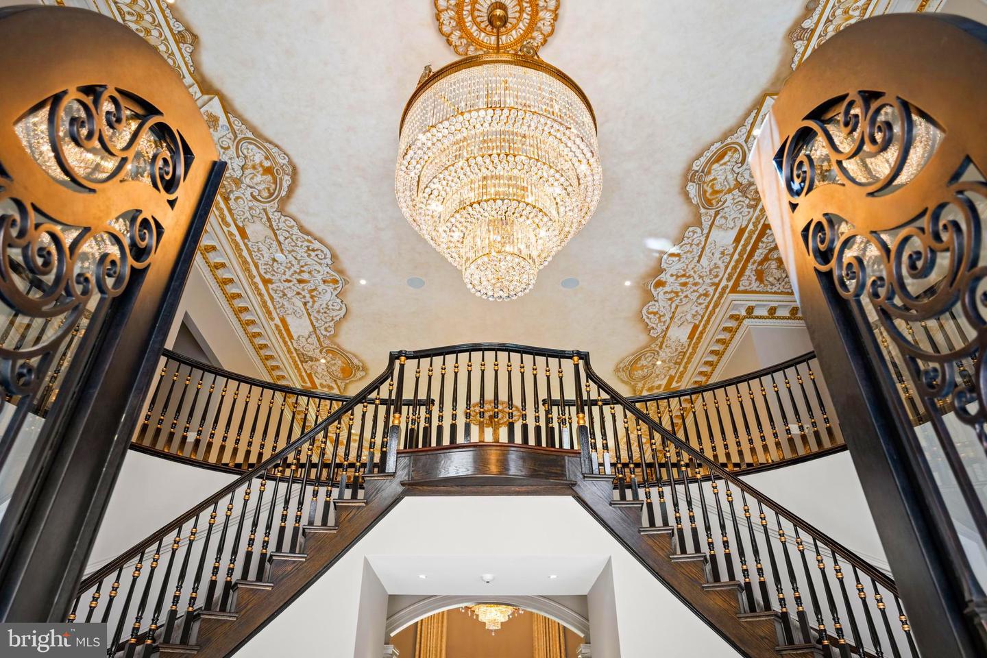 9112/9120 MINE RUN DR, GREAT FALLS, Virginia 22066, 6 Bedrooms Bedrooms, ,7 BathroomsBathrooms,Residential,For Sale,9112/9120 MINE RUN DR,VAFX2260256 MLS # VAFX2260256