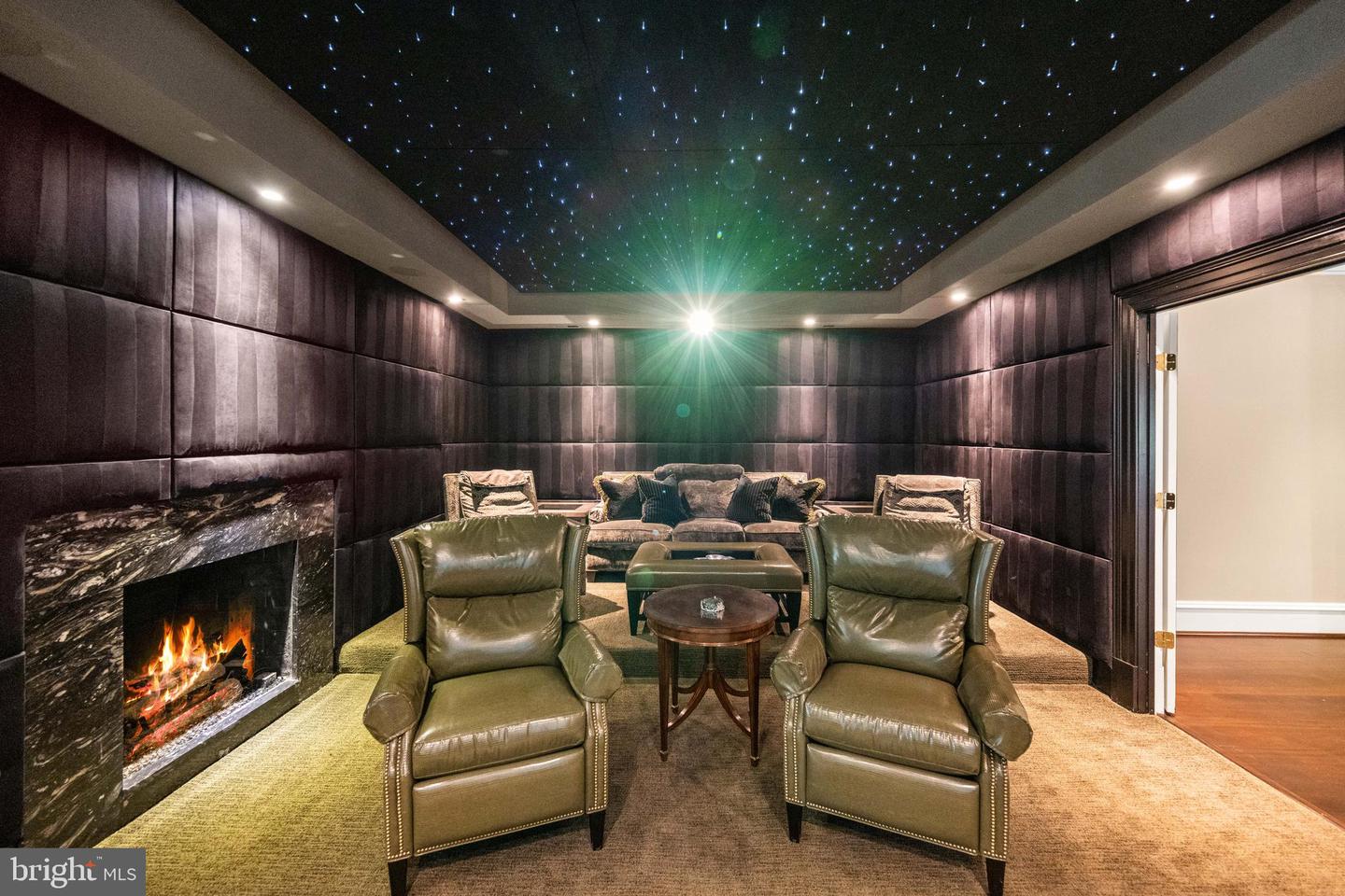 9112/9120 MINE RUN DR, GREAT FALLS, Virginia 22066, 6 Bedrooms Bedrooms, ,7 BathroomsBathrooms,Residential,For Sale,9112/9120 MINE RUN DR,VAFX2260256 MLS # VAFX2260256