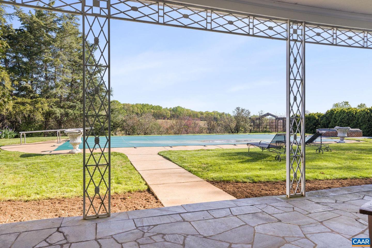 8199 SCOTTLAND FARM DR, ESMONT, Virginia 22937, 4 Bedrooms Bedrooms, ,3 BathroomsBathrooms,Residential,For Sale,8199 SCOTTLAND FARM DR,661974 MLS # 661974