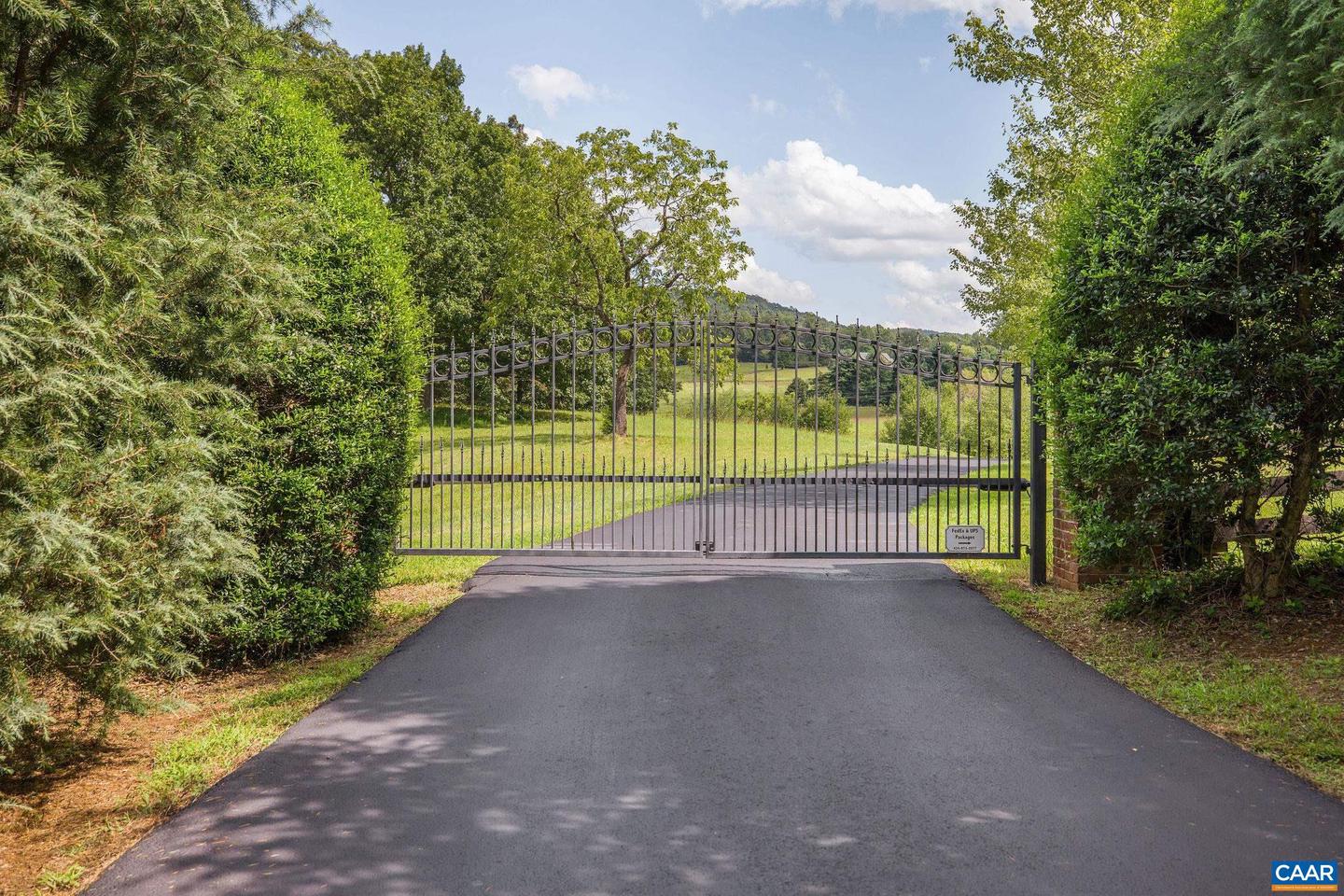 3365 STONY POINT RD, CHARLOTTESVILLE, Virginia 22911, 6 Bedrooms Bedrooms, ,7 BathroomsBathrooms,Residential,For Sale,3365 STONY POINT RD,668818 MLS # 668818