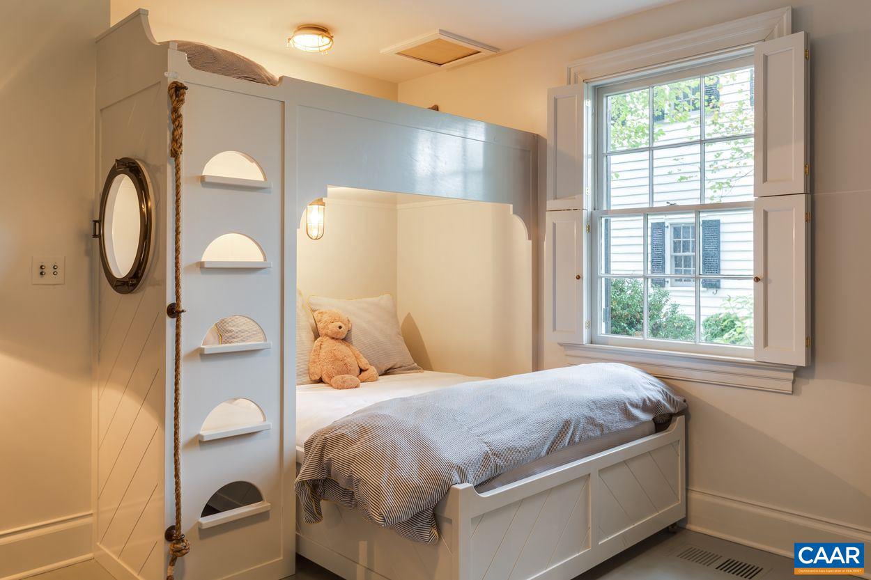 1097 SAINT JOHN RD, KESWICK, Virginia 22947, 6 Bedrooms Bedrooms, ,6 BathroomsBathrooms,Residential,For Sale,1097 SAINT JOHN RD,669001 MLS # 669001