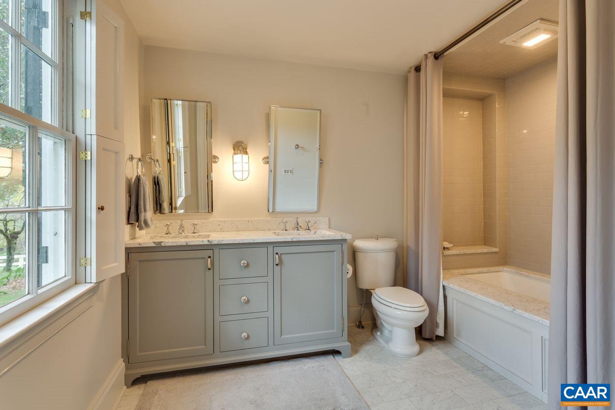 1097 SAINT JOHN RD, KESWICK, Virginia 22947, 6 Bedrooms Bedrooms, ,6 BathroomsBathrooms,Residential,For Sale,1097 SAINT JOHN RD,669001 MLS # 669001