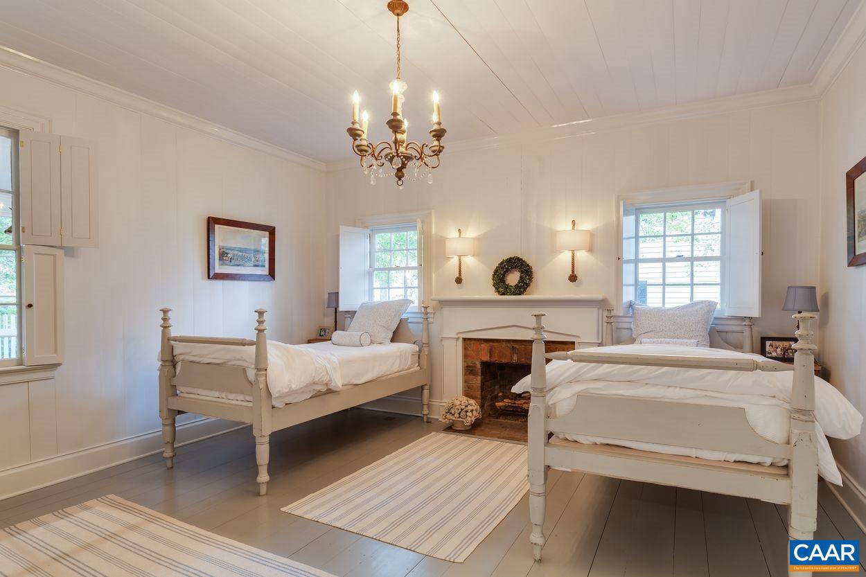 1097 SAINT JOHN RD, KESWICK, Virginia 22947, 6 Bedrooms Bedrooms, ,6 BathroomsBathrooms,Residential,For Sale,1097 SAINT JOHN RD,669001 MLS # 669001