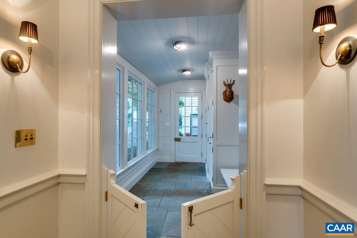 1097 SAINT JOHN RD, KESWICK, Virginia 22947, 6 Bedrooms Bedrooms, ,6 BathroomsBathrooms,Residential,For Sale,1097 SAINT JOHN RD,669001 MLS # 669001