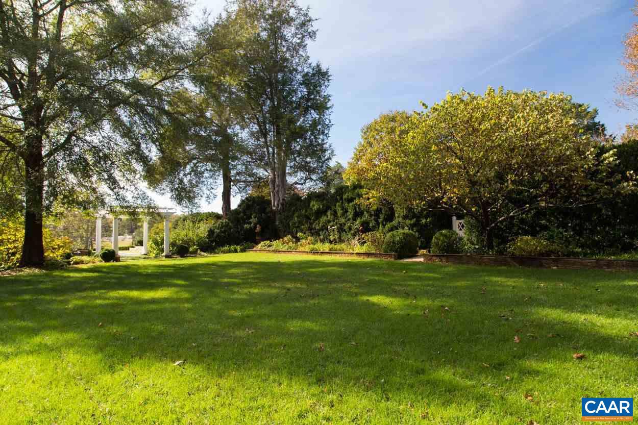 1097 SAINT JOHN RD, KESWICK, Virginia 22947, 6 Bedrooms Bedrooms, ,6 BathroomsBathrooms,Residential,For Sale,1097 SAINT JOHN RD,669001 MLS # 669001