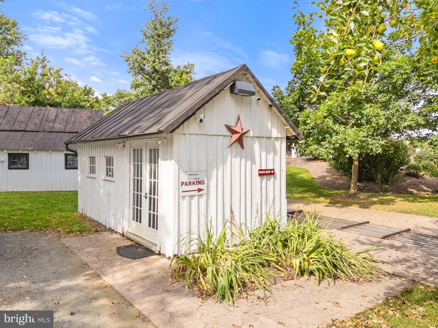 14001 HARPERS FERRY RD, HILLSBORO, Virginia 20132, 5 Bedrooms Bedrooms, ,3 BathroomsBathrooms,Farm,For Sale,14001 HARPERS FERRY RD,VALO2105910 MLS # VALO2105910