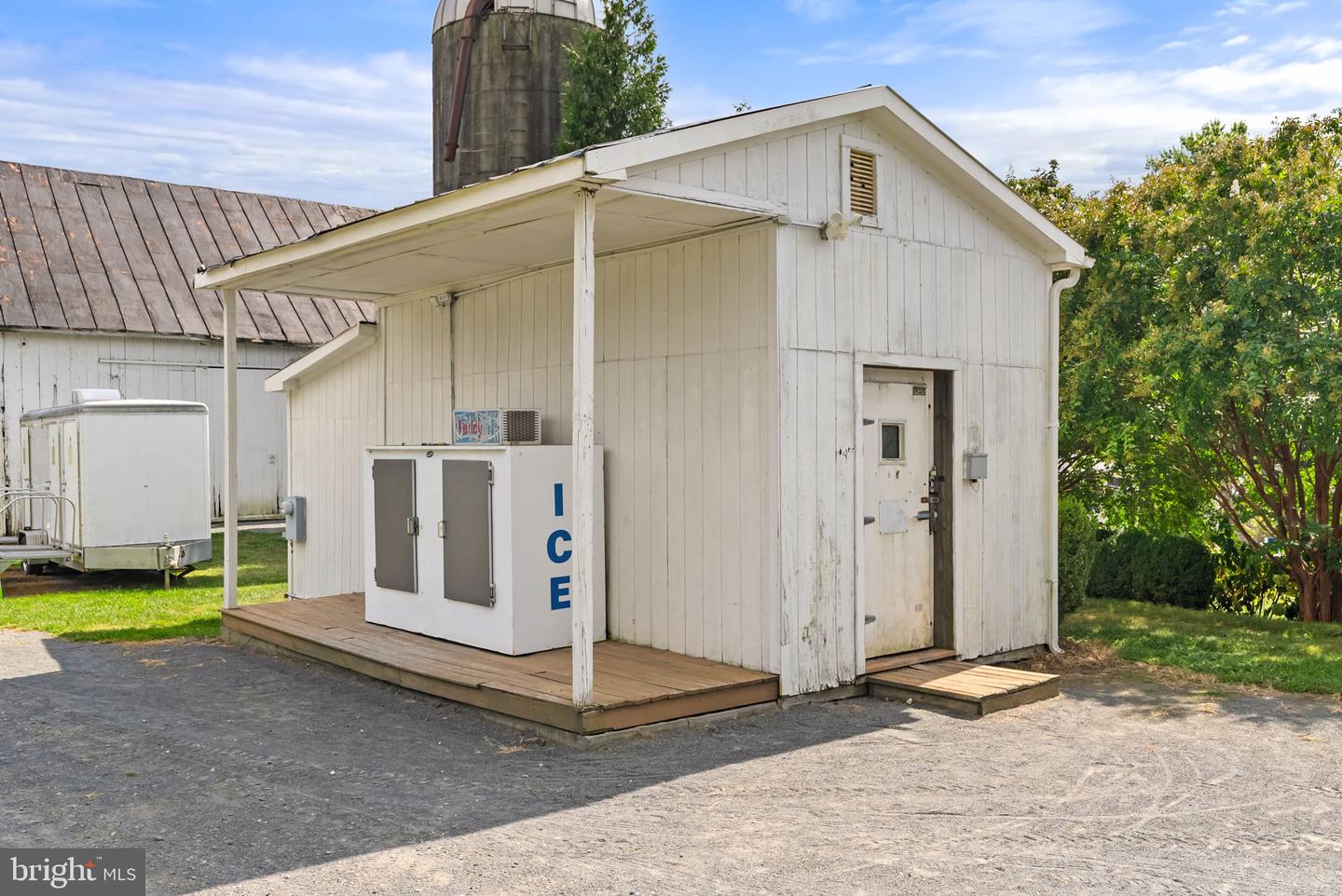 14001 HARPERS FERRY RD, HILLSBORO, Virginia 20132, 5 Bedrooms Bedrooms, ,3 BathroomsBathrooms,Farm,For Sale,14001 HARPERS FERRY RD,VALO2105910 MLS # VALO2105910