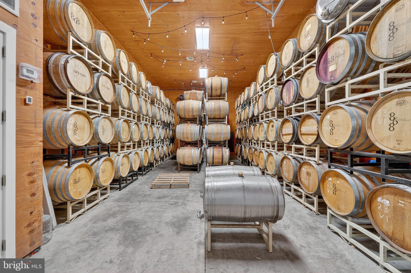 14001 HARPERS FERRY RD, HILLSBORO, Virginia 20132, 5 Bedrooms Bedrooms, ,3 BathroomsBathrooms,Farm,For Sale,14001 HARPERS FERRY RD,VALO2105910 MLS # VALO2105910