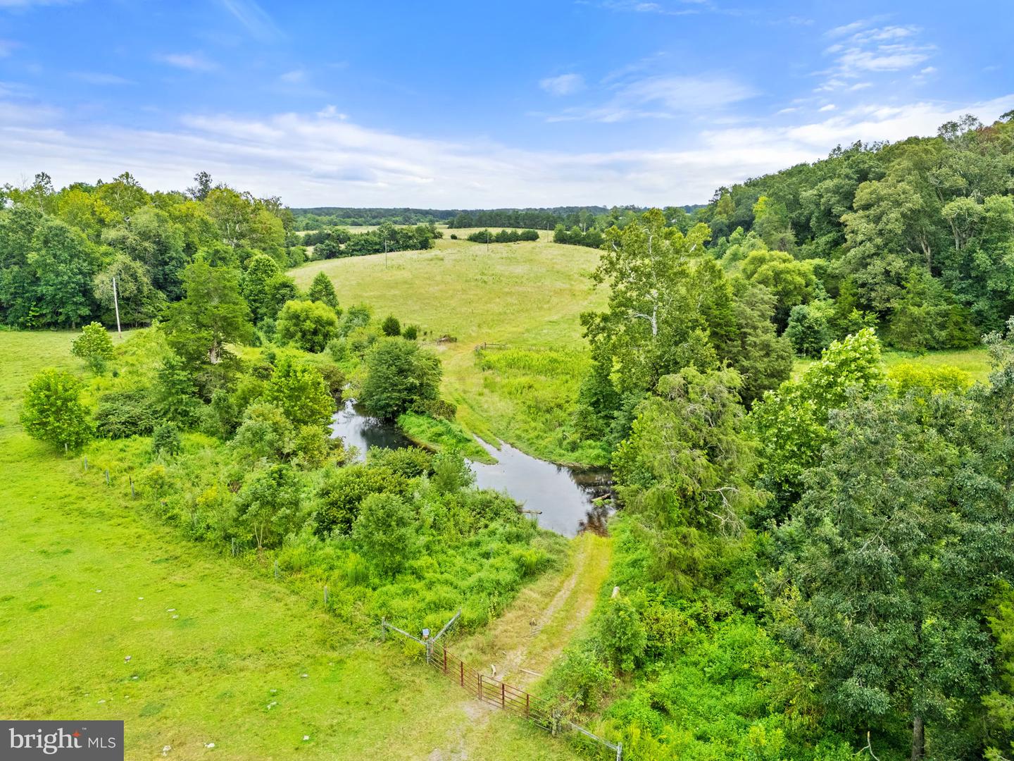 5474 WOODSIDE LN, BEALETON, Virginia 22712, 3 Bedrooms Bedrooms, ,2 BathroomsBathrooms,Farm,For Sale,5474 WOODSIDE LN,VAFQ2018414 MLS # VAFQ2018414