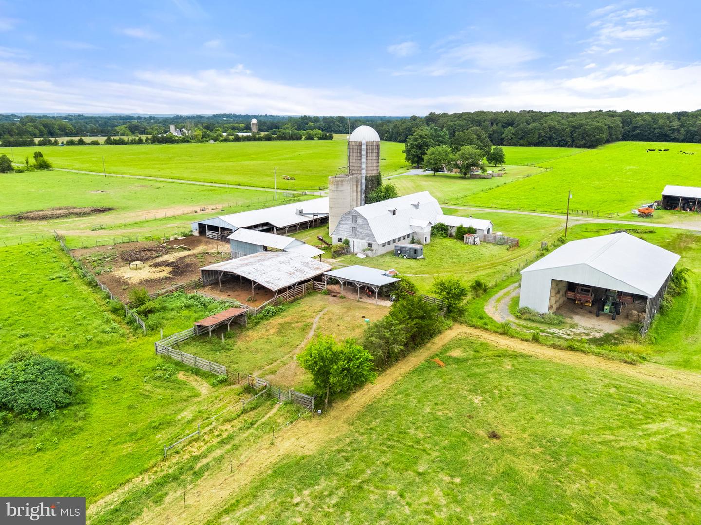 5474 WOODSIDE LN, BEALETON, Virginia 22712, 3 Bedrooms Bedrooms, ,2 BathroomsBathrooms,Farm,For Sale,5474 WOODSIDE LN,VAFQ2018414 MLS # VAFQ2018414