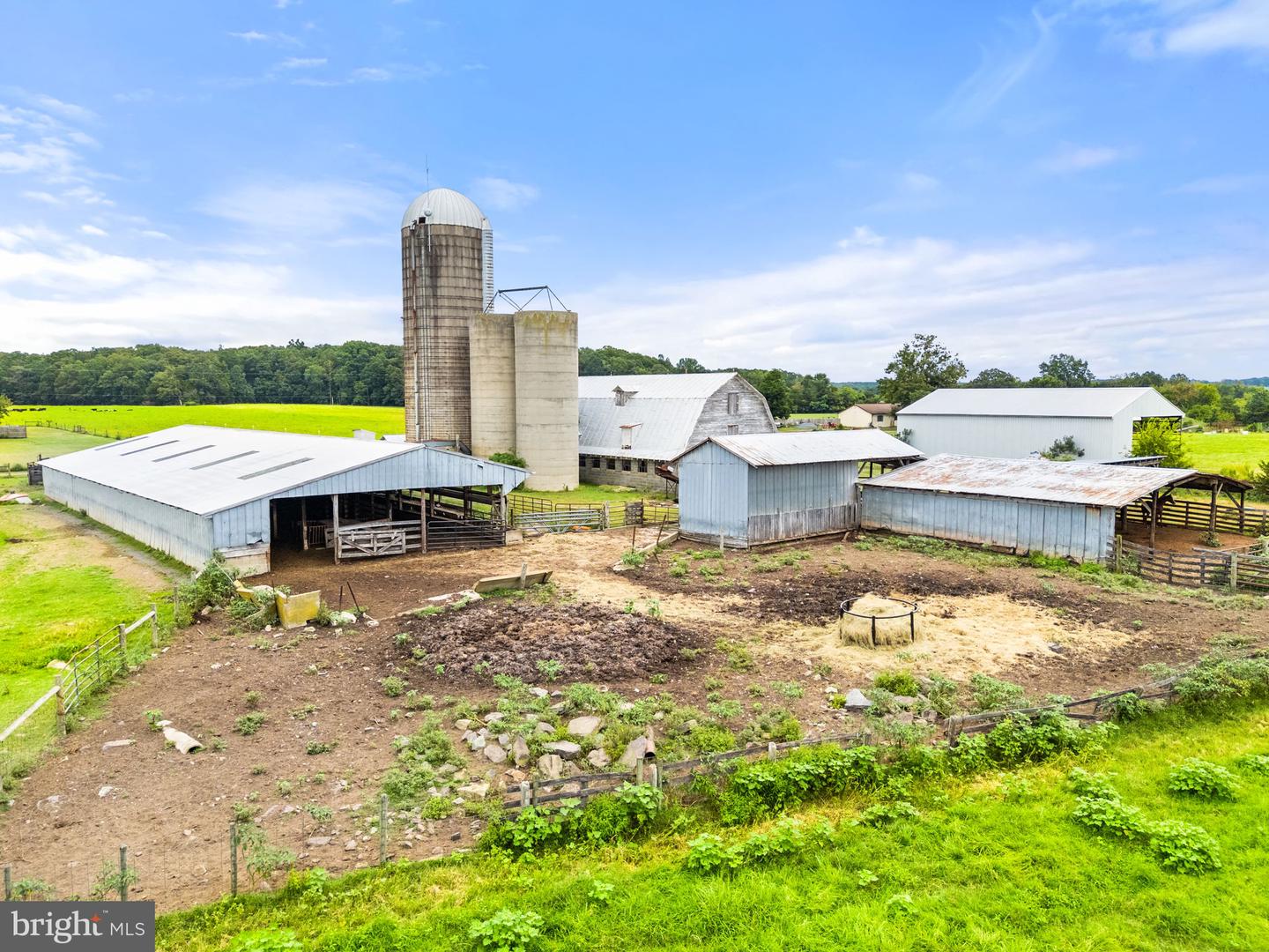 5474 WOODSIDE LN, BEALETON, Virginia 22712, 3 Bedrooms Bedrooms, ,2 BathroomsBathrooms,Farm,For Sale,5474 WOODSIDE LN,VAFQ2018414 MLS # VAFQ2018414