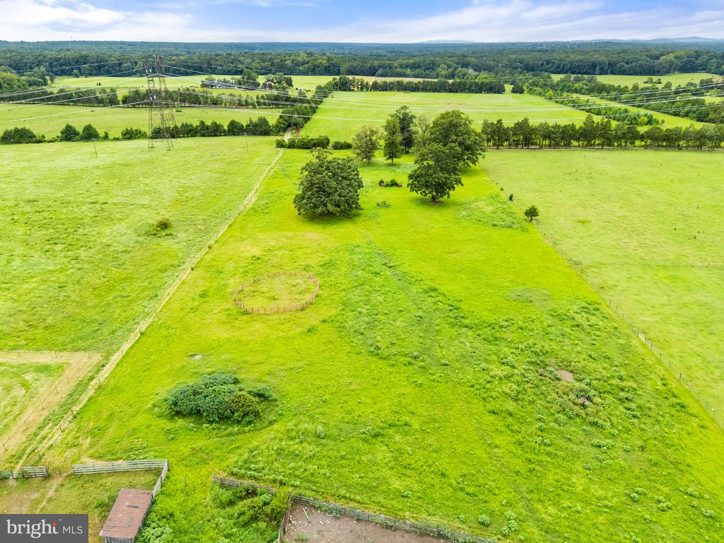 5474 WOODSIDE LN, BEALETON, Virginia 22712, 3 Bedrooms Bedrooms, ,2 BathroomsBathrooms,Farm,For Sale,5474 WOODSIDE LN,VAFQ2018414 MLS # VAFQ2018414