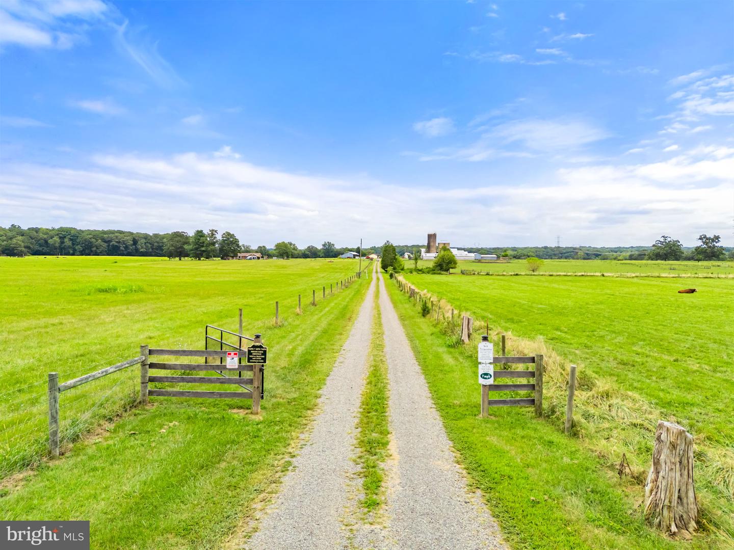 5474 WOODSIDE LN, BEALETON, Virginia 22712, 3 Bedrooms Bedrooms, ,2 BathroomsBathrooms,Farm,For Sale,5474 WOODSIDE LN,VAFQ2018414 MLS # VAFQ2018414