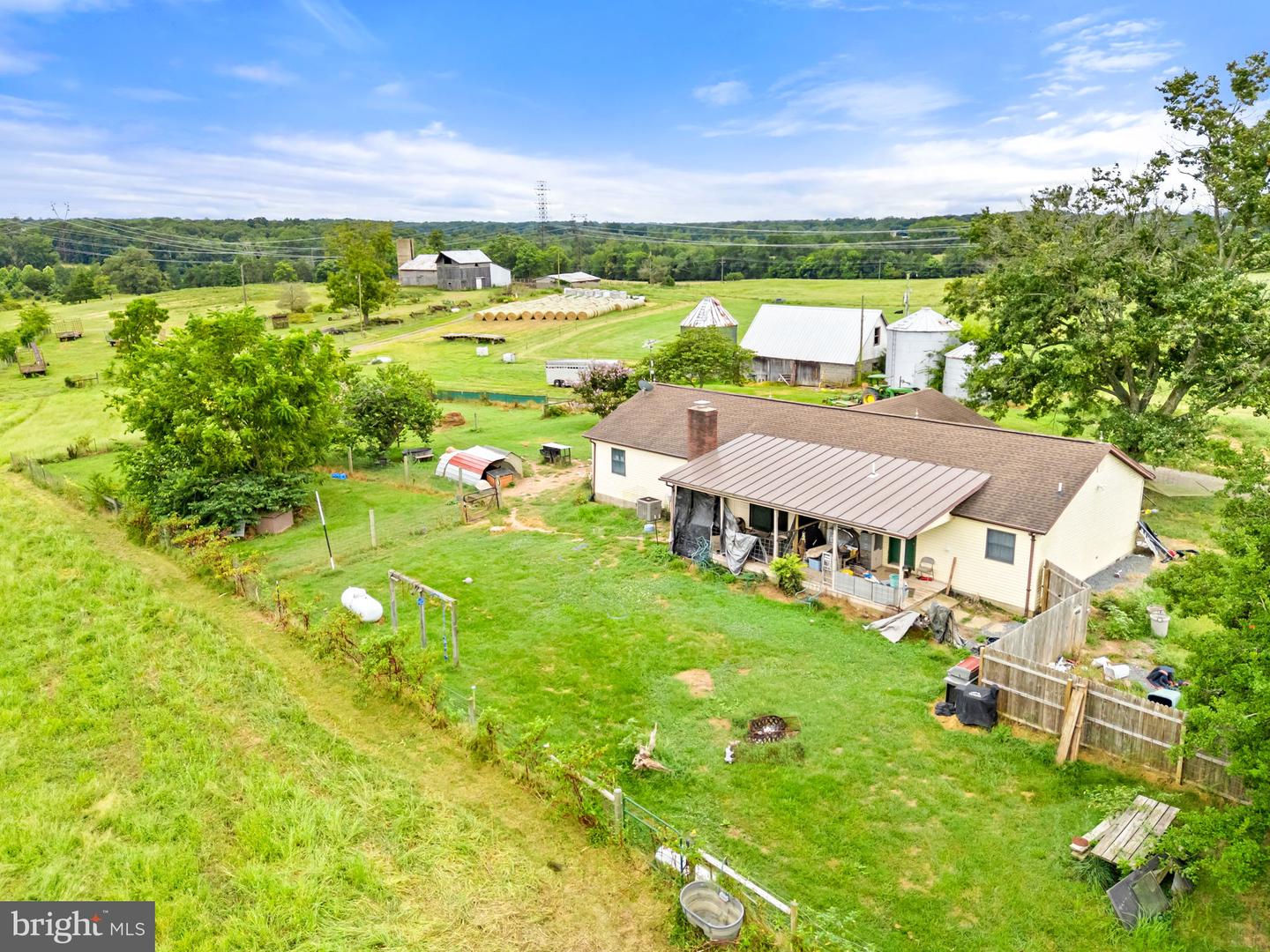 5474 WOODSIDE LN, BEALETON, Virginia 22712, 3 Bedrooms Bedrooms, ,2 BathroomsBathrooms,Farm,For Sale,5474 WOODSIDE LN,VAFQ2018414 MLS # VAFQ2018414
