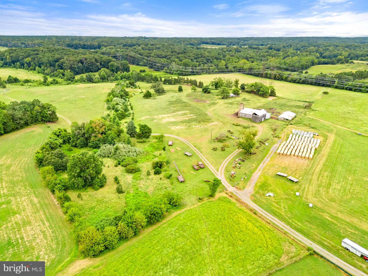 5474 WOODSIDE LN, BEALETON, Virginia 22712, 3 Bedrooms Bedrooms, ,2 BathroomsBathrooms,Farm,For Sale,5474 WOODSIDE LN,VAFQ2018414 MLS # VAFQ2018414